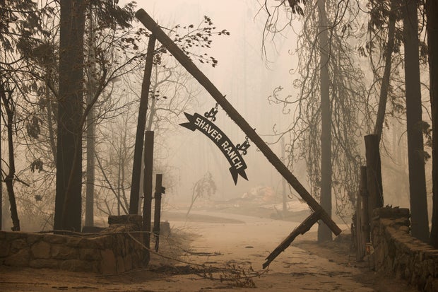 Creek Fire rages in Shaver Lake