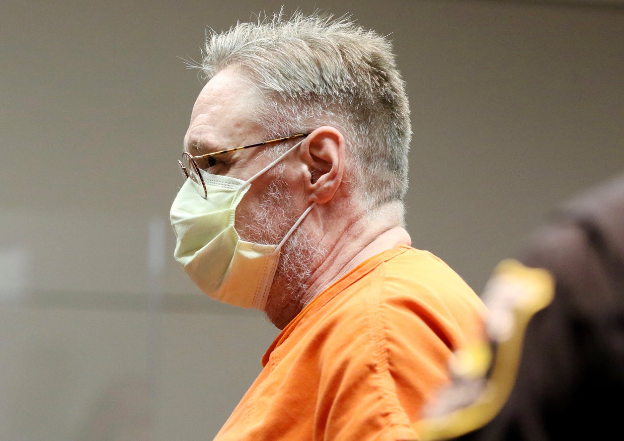 Former DCFS Caseworker Carlos Acosta Pleads Not Guilty To Felony