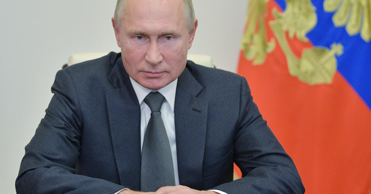 Putin orders national mask mandate as coronavirus cases spike in Russia
