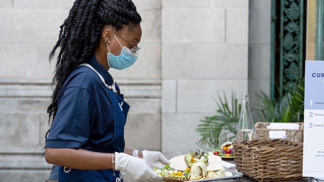 US-HEALTH-VIRUS-ECONOMY 