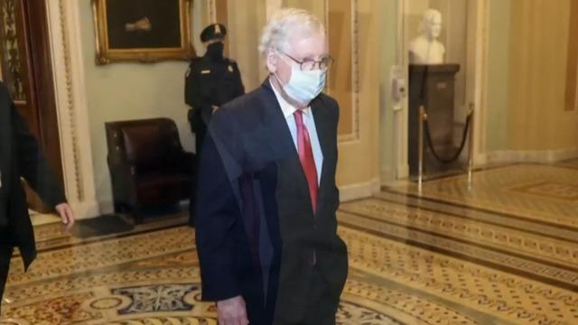 mitch mcconnell s louisville home vandalized with graffiti cbs news