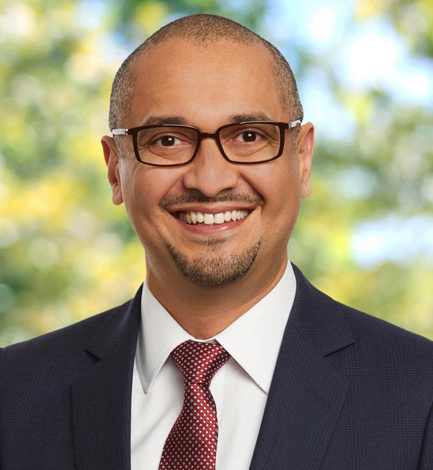 Illumina CEO Francis deSouza on sequencing an evolving pandemic - CBS News