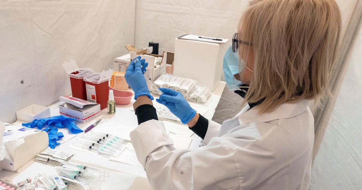 States to get more syringes to extract bonus COVID vaccine dose