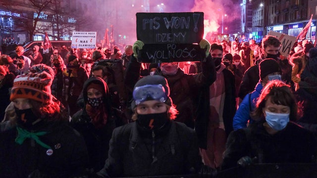 Restrictive Abortion Ruling Takes Effect 