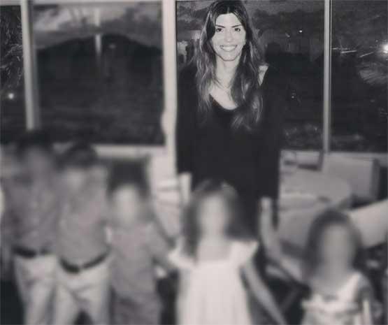 Jennifer Dulos with her children