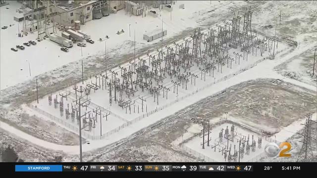 texas-power-outages-winter-storm-disaster-moore.jpg 