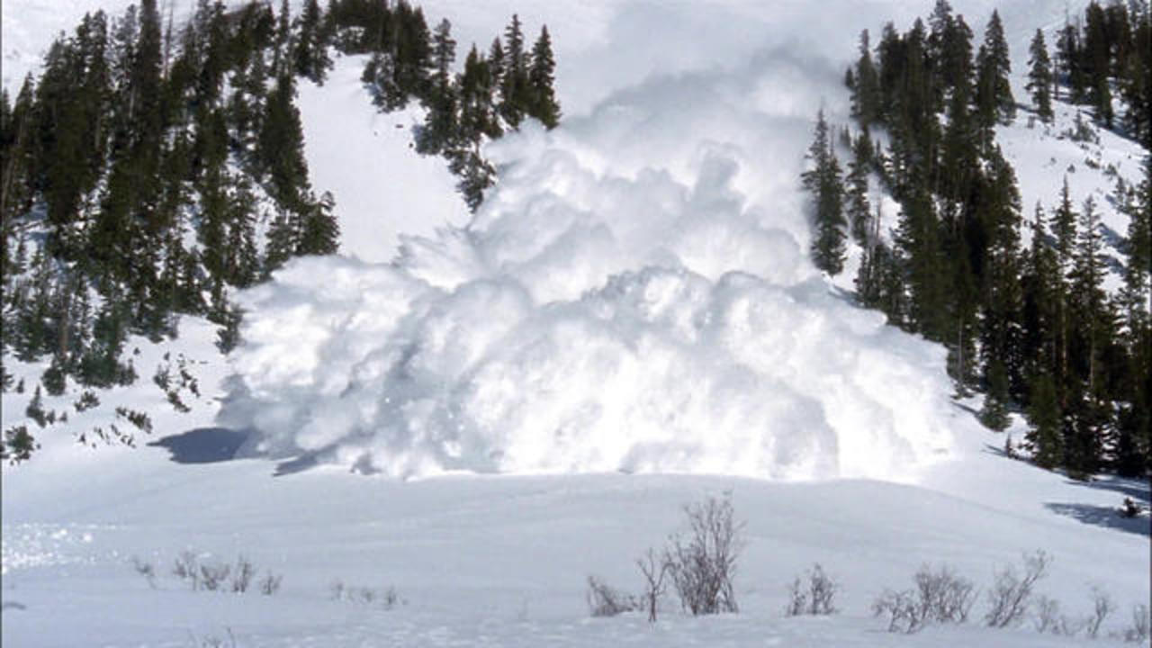 Avalanche - Avalanche Kills 35 Year Old Skier In Norcal Backcountry Ktla - Learn about avalanche