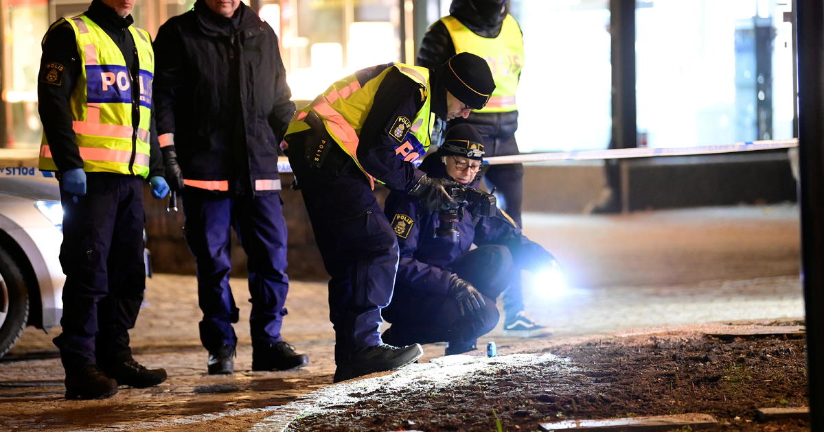 Man arrested after injuring 8 with ax in Sweden, police said