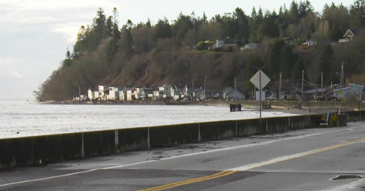 Cut off from the rest of America, a small town endures lockdown CBS News