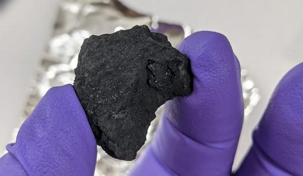 uk-meteorite-in-hand-two-column-jpg-thumb-768-768.jpg