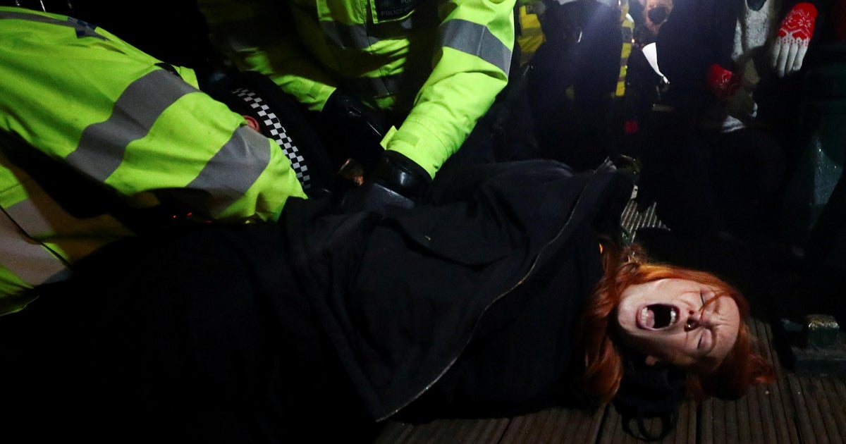 London police faces scrutiny over Sarah Everard vigil