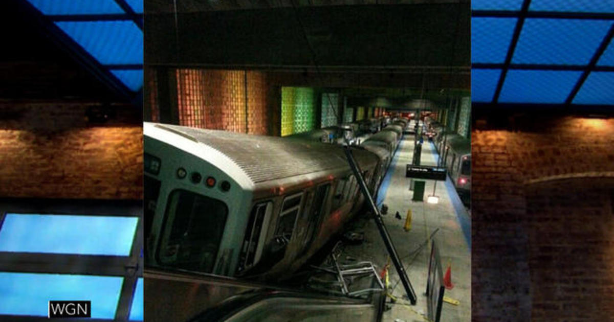 Chicago train derailment Dozens hurt as train jumps platform at O'Hare