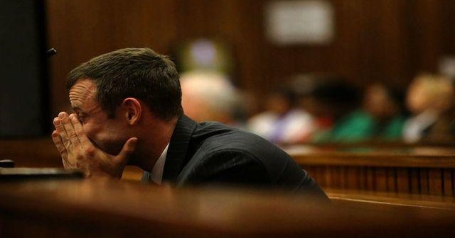 Oscar Pistorius vomits at trial