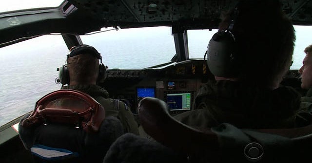 CBS News gets firsthand look at search for Flight 370