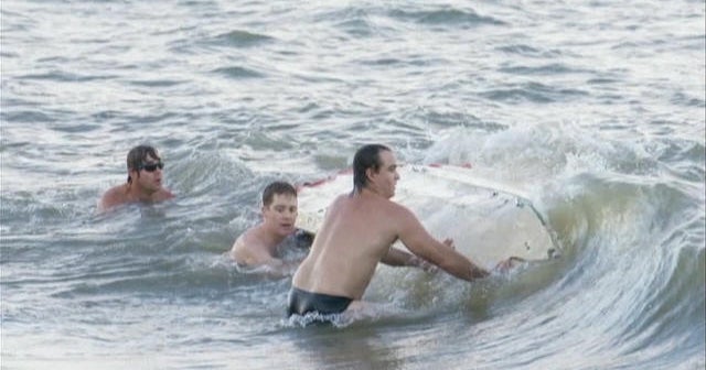 Wedding photography stopped to save life