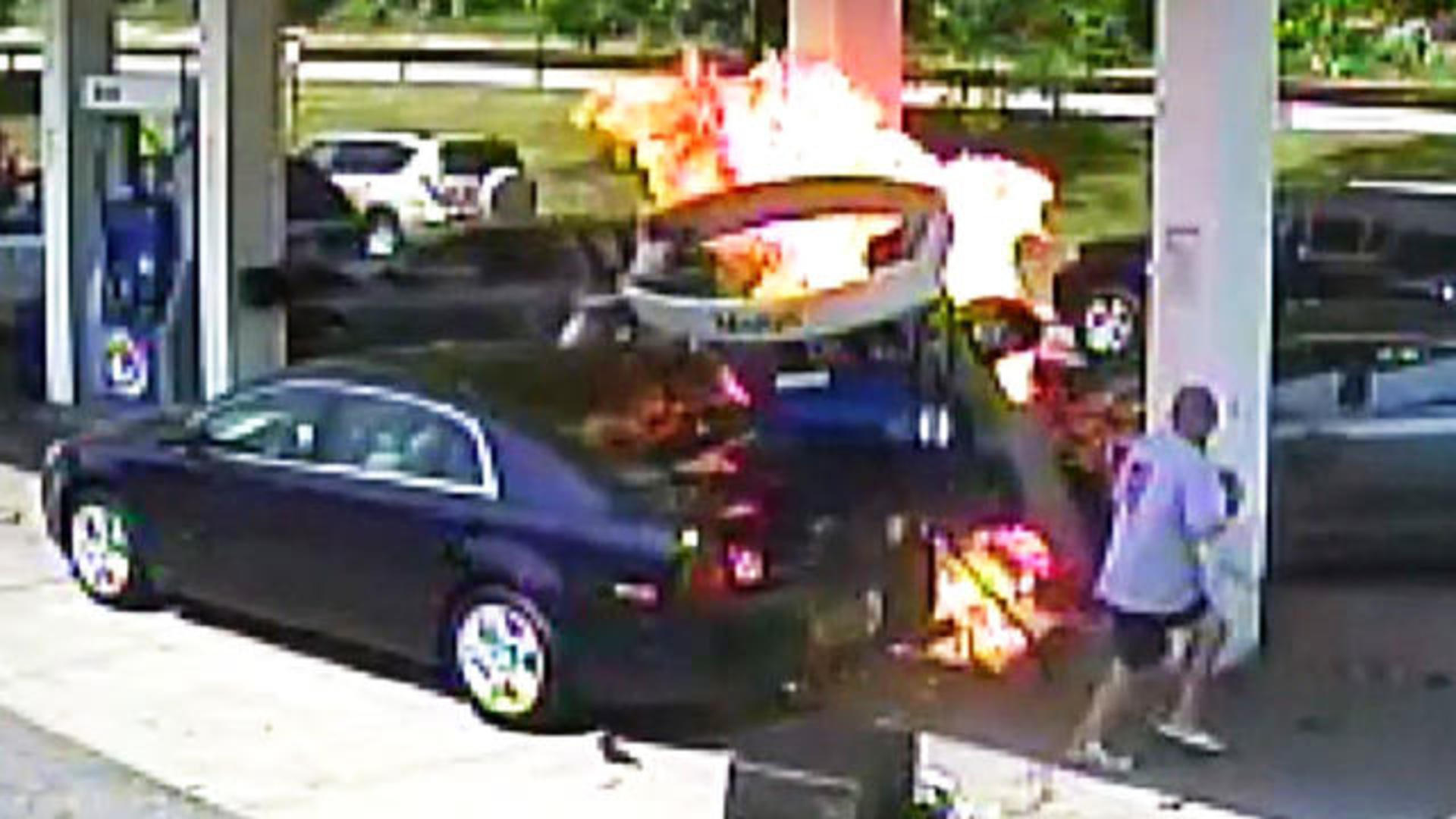Caught On Tape Gas Station Explosion Cbs News - roblox videos watch gas station