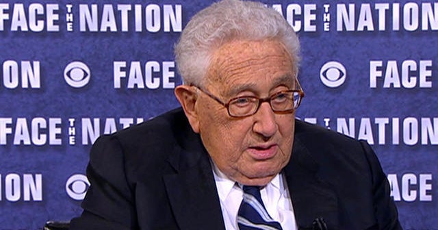 Kissinger says Obama needs more powerful response to ISIS