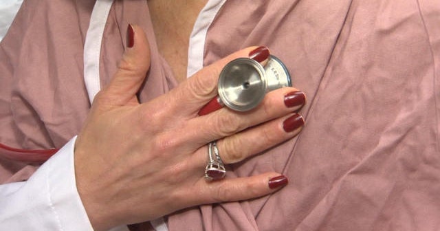 Men and women react differently to chest pains, study says