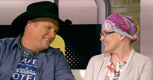 Cancer survivor surprises Garth Brooks on E.T.