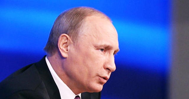Vladimir Putin likens Crimea takeover to bear guarding his territory