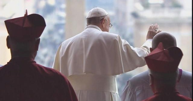Pope Francis delivers Christmas message for peace