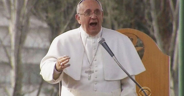 Pope Francis speaks out against organised crime in Naples