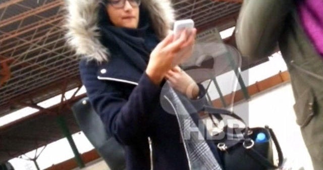 Video shows man attempted to help British schoolgirls into Syria