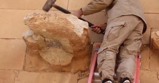 New video shows ISIS destroying priceless statues CBS News