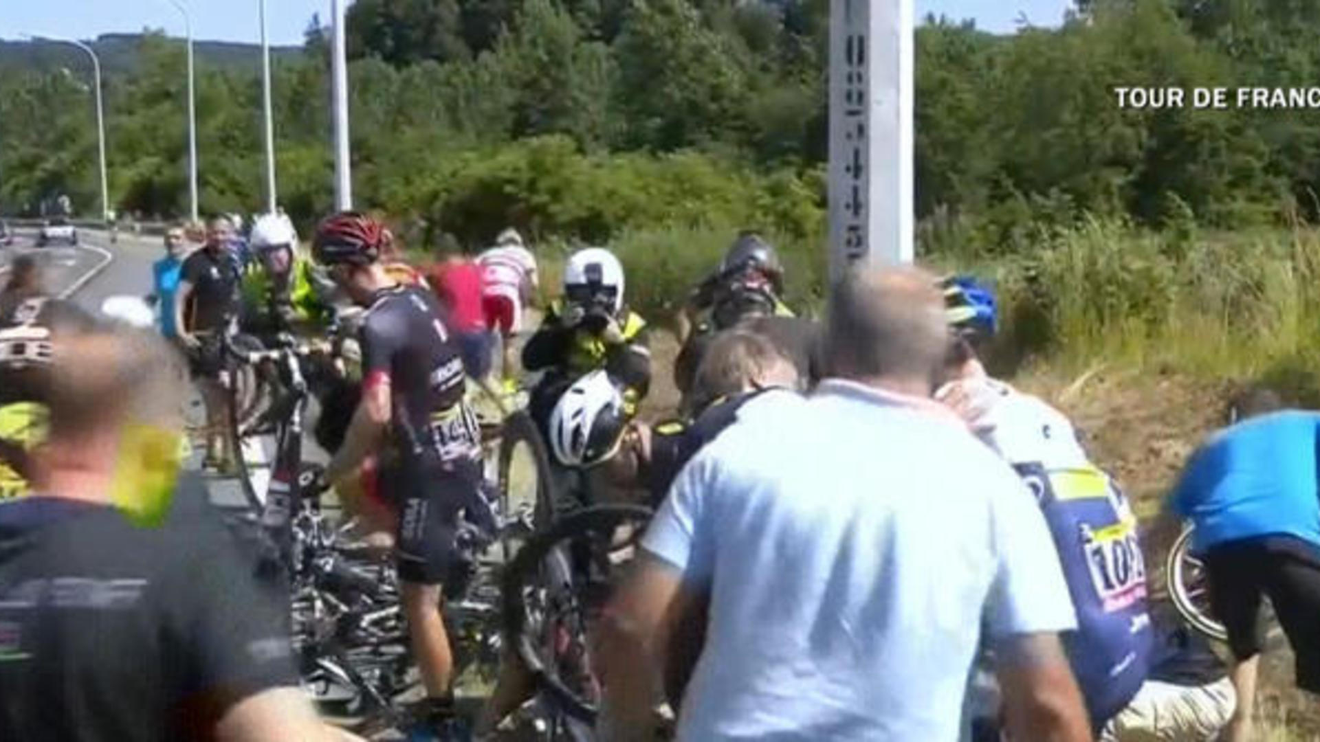 Cyclists Injured In Tour De France Crashes Cbs News