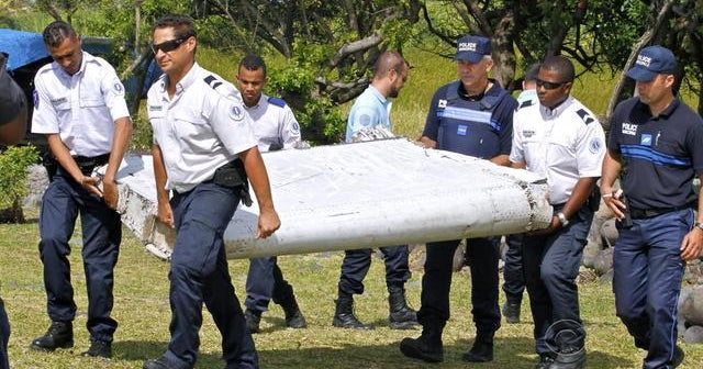 Investigators say debris is from Boeing 777