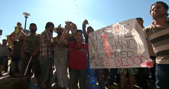 Migrants find risky moves only way to go through Europe