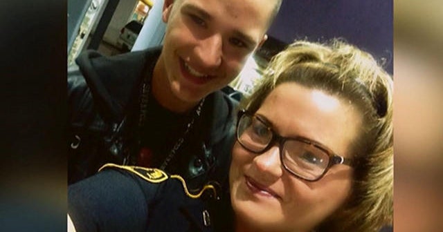 Teen's selfie with police officer goes viral Teen's selfie with police officer goes viral