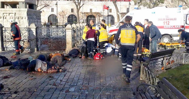 Suicide bomber kills ten in Turkey