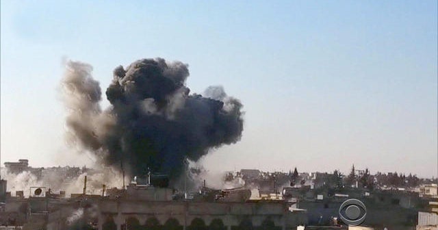 Airstrikes in Syria continue, despite peace talks