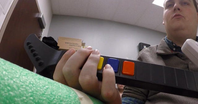 Breakthrough allows paralyzed man to move hands again