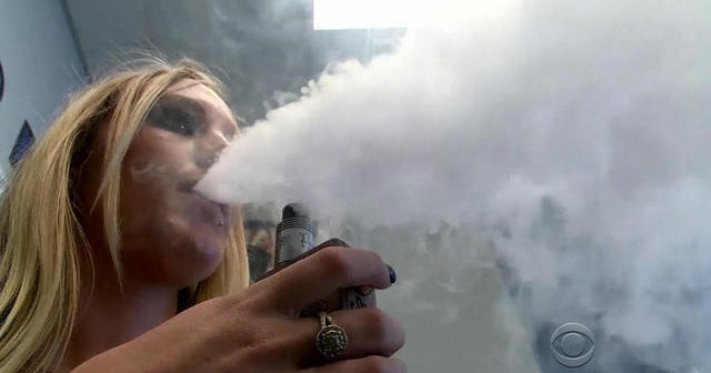 Federal government bans e-cig sales to minors