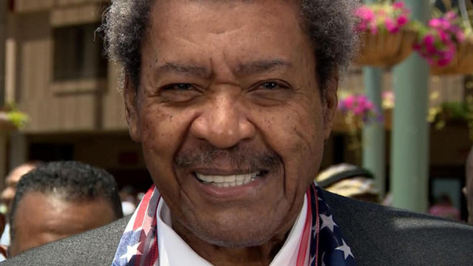 Don King Reflects On Muhammad Ali S Legacy Cbs News