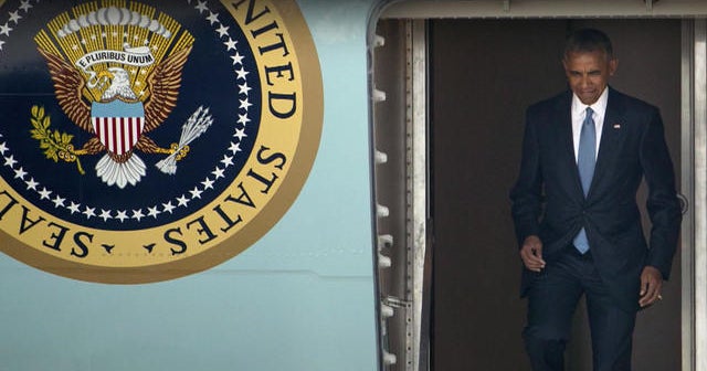 President Obama downplays China arrival incident