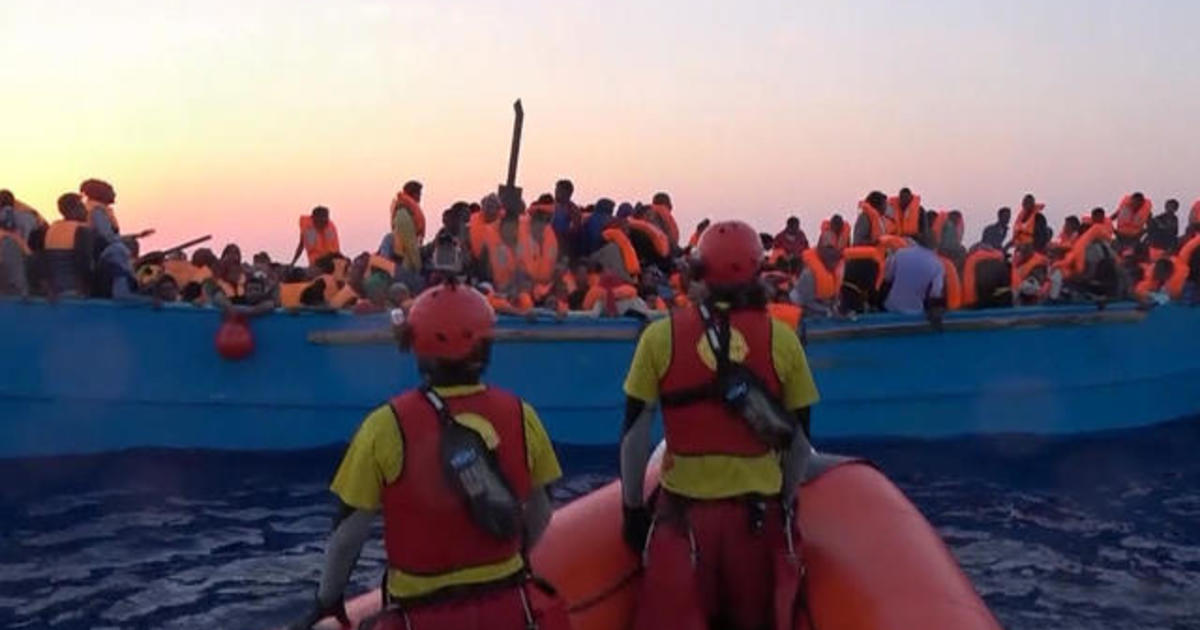 Thousands More Migrants Rescued From The Mediterranean Cbs News 