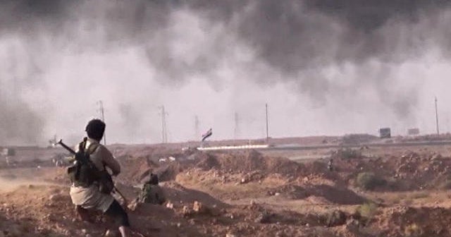 ISIS launches new attacks as Iraqi troops approach Mosul