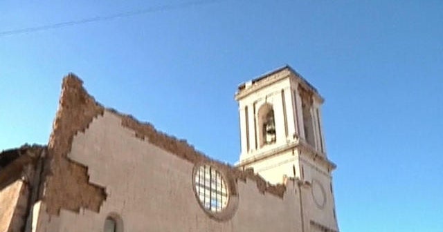 Powerful quake strikes central Italy