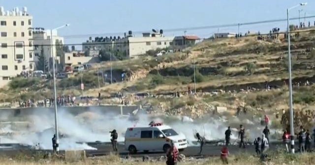 West Bank erupts as Palestinians clash with Israeli troops