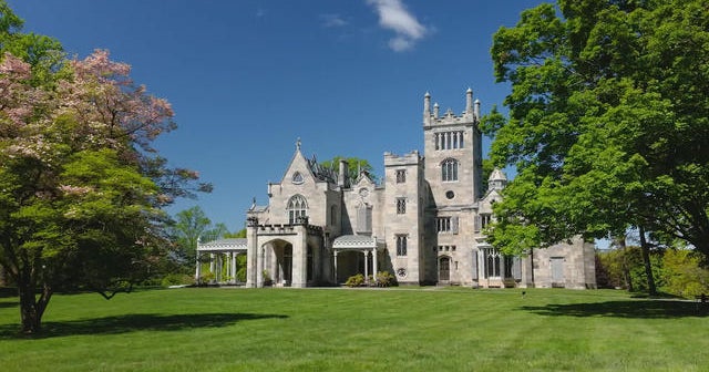 A visit to historic Lyndhurst Mansion CBS News