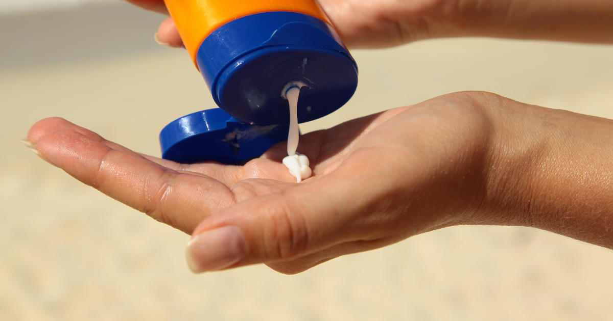 Johnson & Johnson is recalling sunscreens due to low levels of benzene, a  carcinogen - CBS News