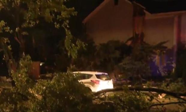 naperville-illinois-tornado-damage-nite-of-062021.jpg 