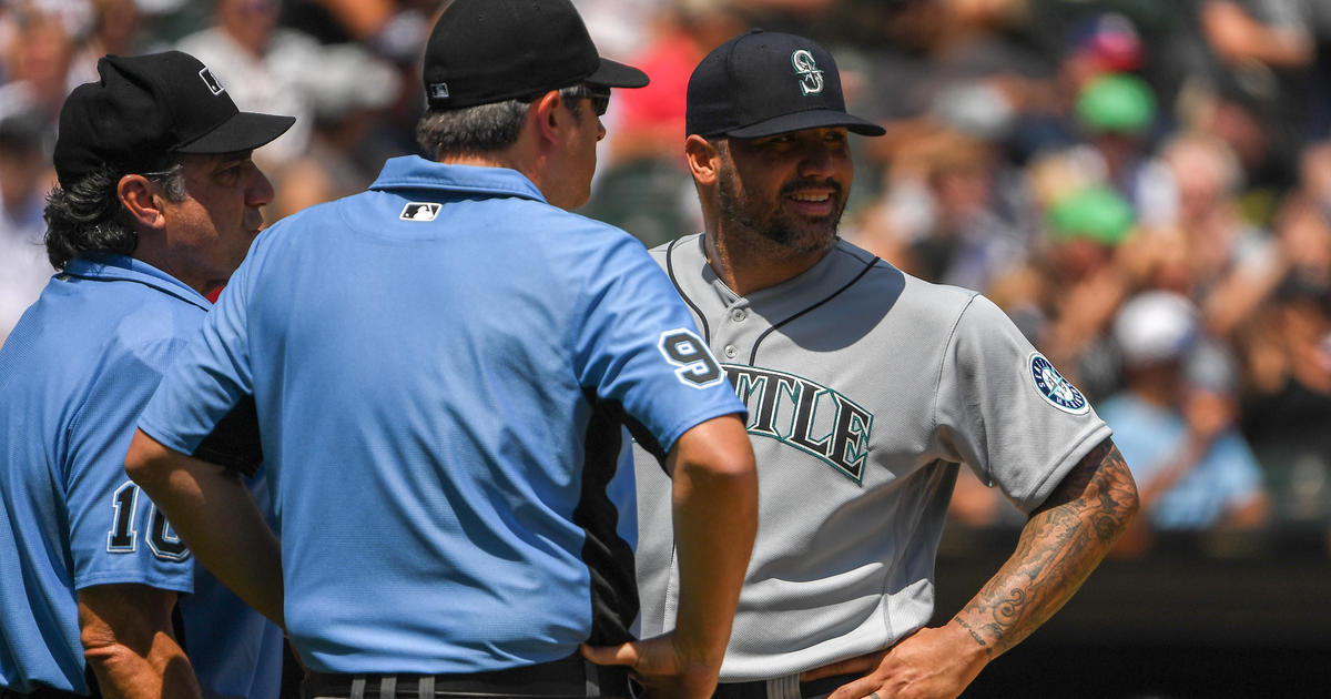 Mariners' Hector Santiago is first pitcher to be ejected under MLB's new foreign substance protocols