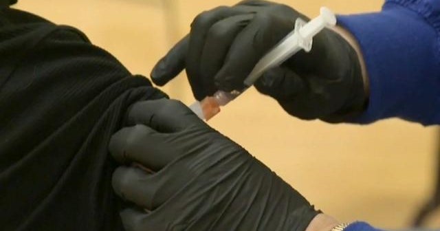 California and NYC mandate COVID vaccines for public workers