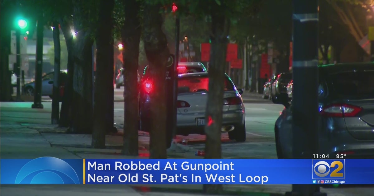 Man Robbed At Gunpoint In West Loop Cbs Chicago