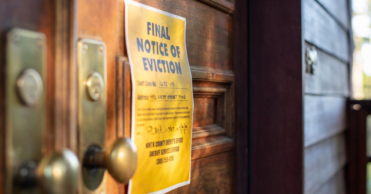 Democrats at odds over how to extend federal eviction moratorium