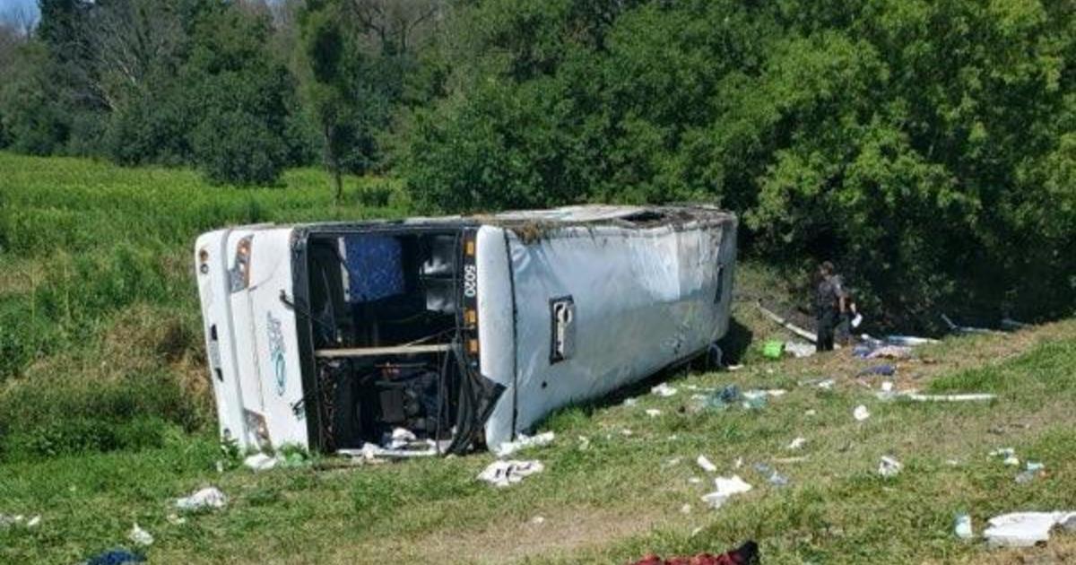 57 inured after tour bus crashes on New York State Thruway